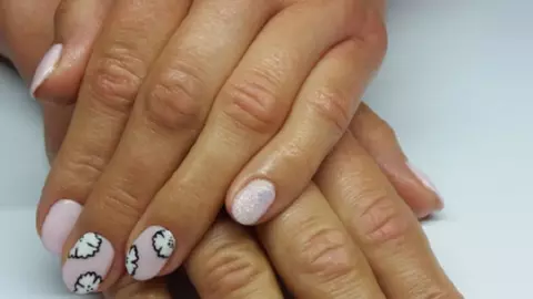 10 modele de unghii pe care să le încerci în această primăvară
