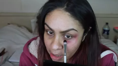 Trucul ingenios care te ajută să acoperi perfect chiar și cele mai adânci cearcăne