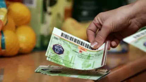 Legea salarizării aduce o schimbare majoră. Uite ce se va întâmpla cu tichetele de masă