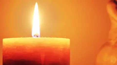 Ce să faci cu lumânarea după Înviere, când ajungi acasă