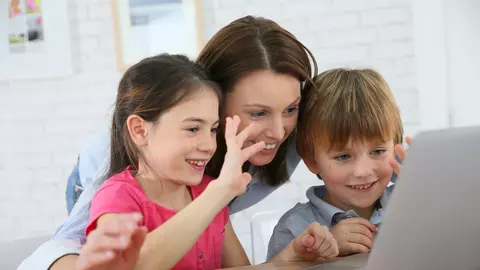 80% din slujbele viitorului cer competențe STEM (Științe, Tehnologie, Inginerie, Matematică). Cum să îi facem pe elevi să învețe