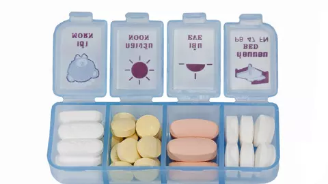 Cât de des ar trebui curățată cutia în care păstrezi medicamentele?