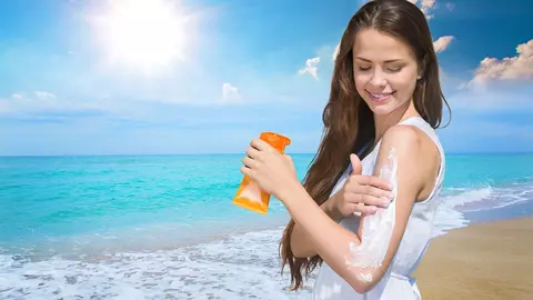 În ce loc de pe corp uită oamenii să aplice crema cu factor de protecție solară?