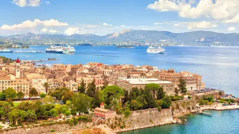(P) Promenade cu iz regal în Corfu