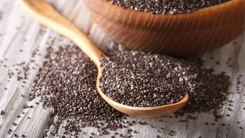 Mănâncă semințe de chia la micul dejun și vei slăbi 3 kilograme pe săptămână, fără diete drastice