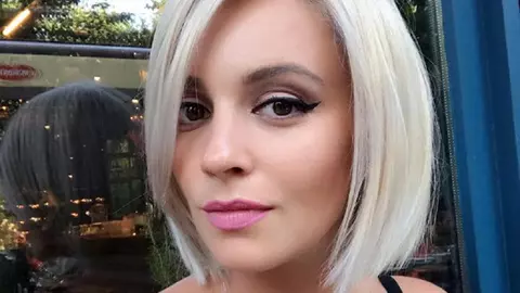 Diana Dumitrescu, apariție de senzație. A urcat așa pe scenă și a atras toate privirile