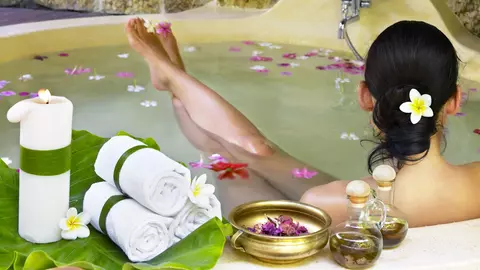 4 uleiuri de baie cu efecte relaxante