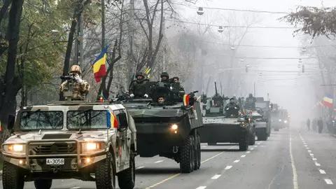 Parada militară de 1 Decembrie 2017. Tot ce trebuie să știi despre Ziua Națională a României. Vezi defilarea LIVE