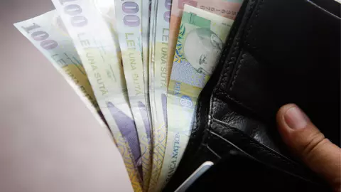 Salariul minim va crește de la anul! Cât vor putea câștiga românii începând cu 1 ianuarie 2018
