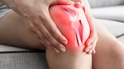Te dor genunchii, articulațiile și ligamentele? Iată tratamentul natural care îți redă mobilitatea în cel mai scurt timp