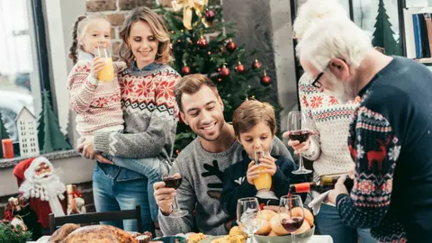 Ghid pentru părinții de oameni mari. 3 cadouri de Crăciun inspirate