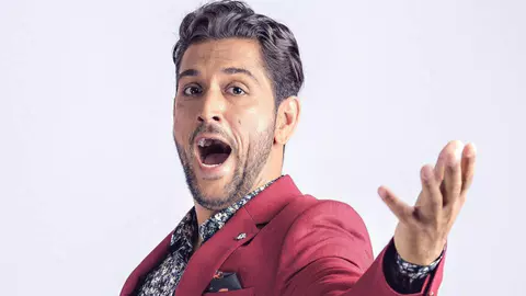 Cezar Ouatu, mărturisiri din culisele show-ului „Te cunosc de undeva”: „Travestiurile mele au fost ceva groaznic. Mă închinam când mă vedeam”