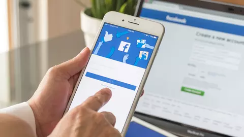 Facebook face o nouă schimabare! Postările care „cerșesc“ like-uri și share-uri vor deveni invizibile