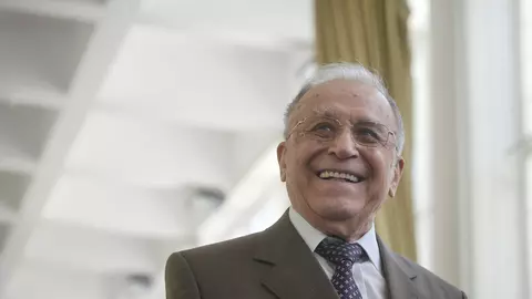 Noi detalii despre starea de sănătate a lui Ion Iliescu! Fostul președinte a suferit un accident