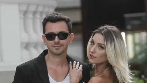 Keo va deveni tătic, pentru prima dată! Iubita lui, Misty, este însărcinată în aproape opt luni