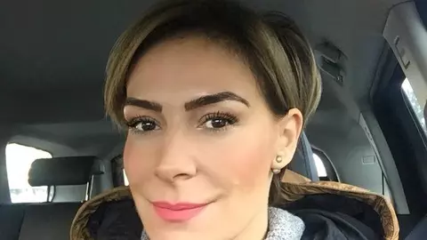 Cine este noul iubit al Roxanei Ciuhulescu? Prezentatoarea este mai fericită ca niciodată după divorț