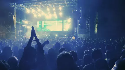 Concerte de Revelion 2018. Unde te poți distra în noaptea dintre ani?