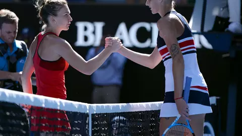 Simona Halep s-a calificat pentru prima dată în semifinalele Australian Open. Primele declarații ale sportivei: „E un sentiment plăcut!”