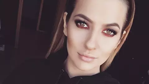 Cât de frumoase sunt și cât de bine îi seamănă! Uite cum arată surorile Lidiei Buble