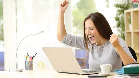 Zodiile care se vor face remarcate la locul de munca. Anul Câinelui de Pâmânt le va aduce succes pe plan profesional