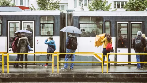 Avertizare meteorologică de ultimă oră! În următoarele zile va ploua, iar vremea va fi instabilă