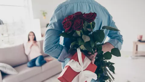Cadoul care aduce ghinion de 8 martie. Nu îl accepta, dacă vrei stai departe de rele și suferință