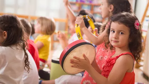 Cât durează vacanța de primăvară 2018? Uite când se întorc elevii la cursuri