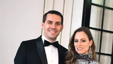 Fostul Principe Nicolae și Alina Binder au stabilit data nunții. Când urmează să se căsătorească și cine va participa la ceremonie?