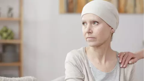 Infecția care poate dubla riscul de a dezvolta cancer ovarian. Specialiștii atrag atenția asupra acestei afecțiuni