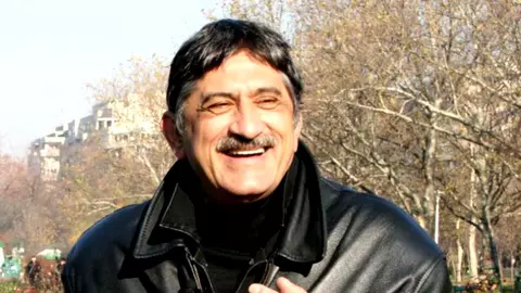 Jean Paler, internat de urgenţă în spital în urma unui tratament medicamentos. I-au fost afectate mai multe organe, iar actorul nu se simte bine