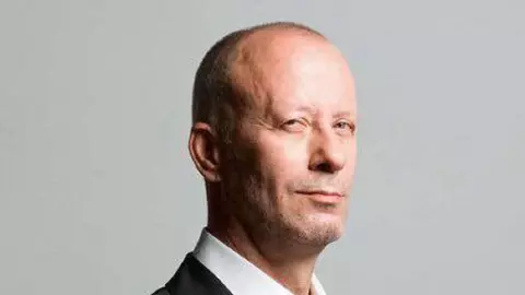 Mesajul trist publicat de fosta soție a lui Andrei Gheorghe, la scurt timp după moartea jurnalistului: "Iubitul  meu care nu mai ești aici..."