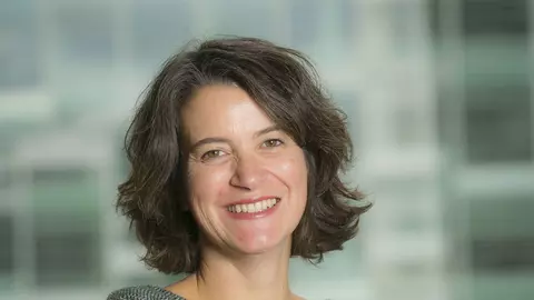 „Să fii mamă e ca un masterat, înveți o mulțime de lucruri noi”. Riccarda Zezza e un antreprenor social din Italia care vrea să schimbe felul în care angajatorii văd maternitatea