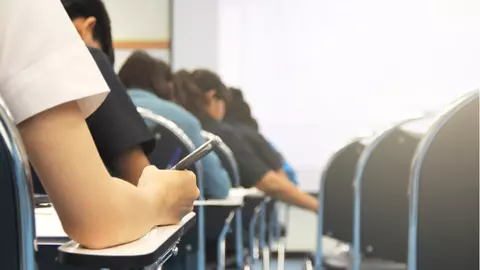Simulare Bacalaureat 2018. Astăzi este programată proba scrisă la alegere