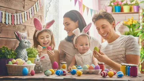 Ce NU ai voie să faci a treia zi de Paşte? Se spală sau nu astăzi? Ce spun preoții