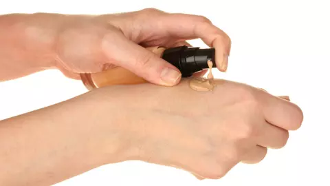 Cum măsori cantitatea corectă a produselor cosmetice pe care le folosești?