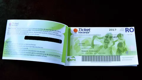 Când va începe distribuirea voucherelor de vacanţă și care este valoarea acestora?