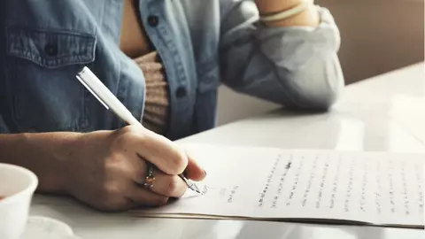 Scrisoarea emoționantă a unei femei răpuse de cancer. Ce mesaj îi transmite în fiecare an soțului ei?