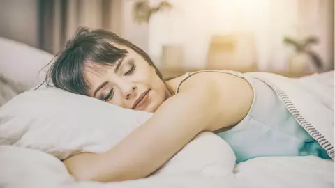 Cum să slăbești în timpul somnului. Vei uita de dietele chinuitoare