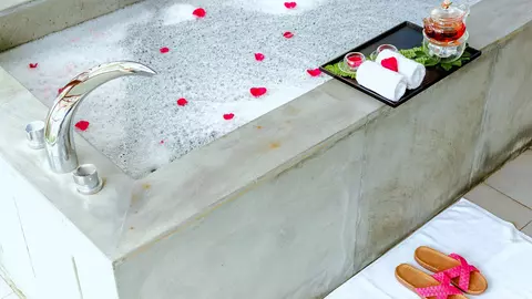 Cum îți poți transforma baia într-un SPA? Trucurile care te ajută să te relaxezi și să scapi de energiile negative