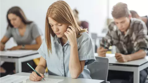 Evaluarea Națională 2018. Calendar și modele de subiecte pentru probele scrise la Limba română și Matematică