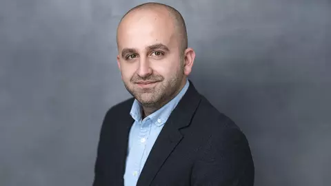 eJobs lansează prima linie telefonică din România de consiliere profesională pentru tineri, muncitori calificați, necalificați și șomeri