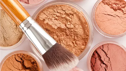 Cum să-ți faci acasă o pudră bronzantă naturală? Oferă un bronz frumos, fără să afecteze pielea