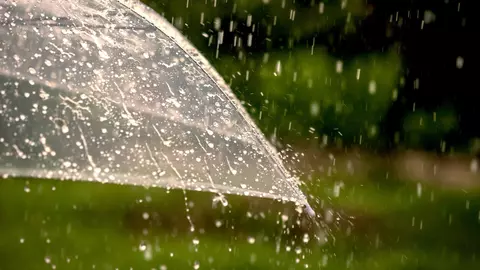 Cod galben de ploi în aproape toată țara. Până când este în vigoare avertizarea meteorologilor?