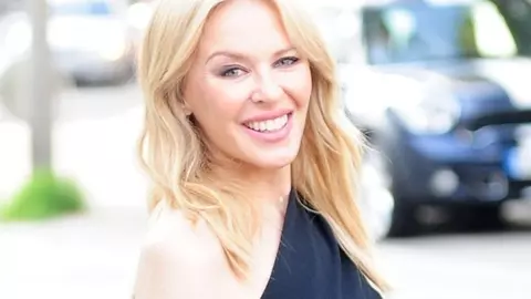 La 50 de ani, Kylie Minogue are un nou iubit. Cine este bărbatul care a reușit să o cucerească?