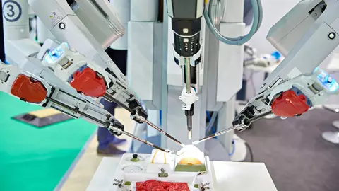 Chirurgia viitorului în România. Cum arată robotul care operează oameni?