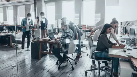 5 motive pentru care merită să aplici la un internship
