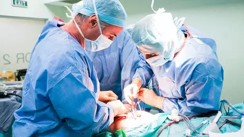 Ce este osteotomia personalizată. Primele osteotomii personalizate, realizate sub îndrumarea dr ortoped Vlad Predescu