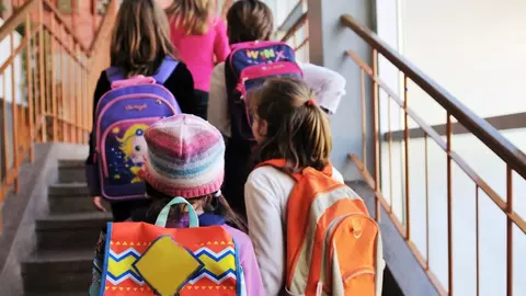 Care este structura anului școlar 2018-2019? Uite când începe școala și când sunt programate vacanțele