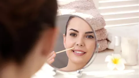 Cum poți scăpa de părul facial folosind o metodă naturală? Masca pe care o poți prepara la tine acasă!