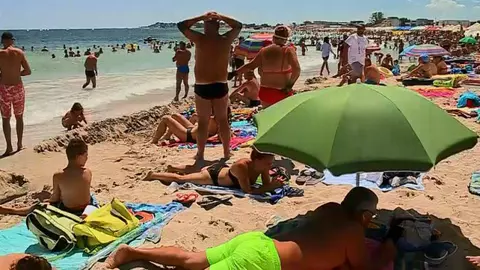 Cea mai aglomerată stațiune de pe litoralul românesc. FOTO